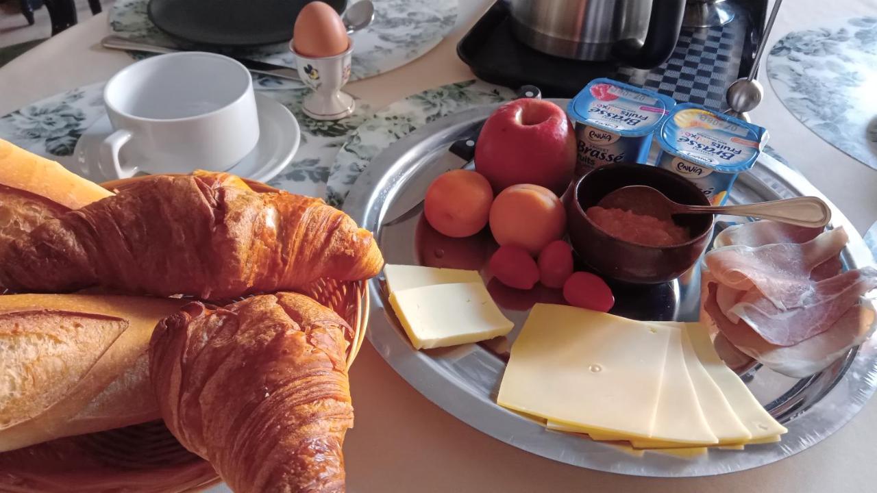 Residence Services Chateau Saint Pierre Oursin Vimont Екстериор снимка